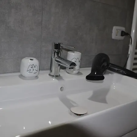 Dolphin House * Pompei