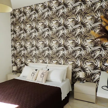 Apartment Dolphin House